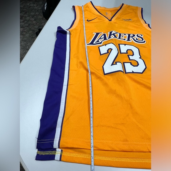 Lakers Jersey - Picture 8 of 11